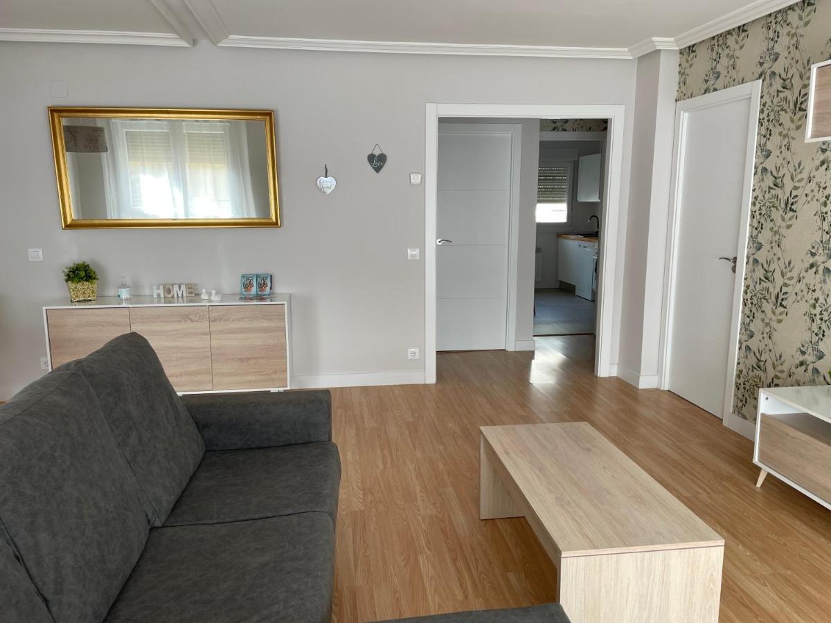 Apartamento Cuatro Estaciones Calahorra Esterno foto