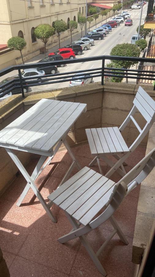 Apartamento Cuatro Estaciones Calahorra Esterno foto